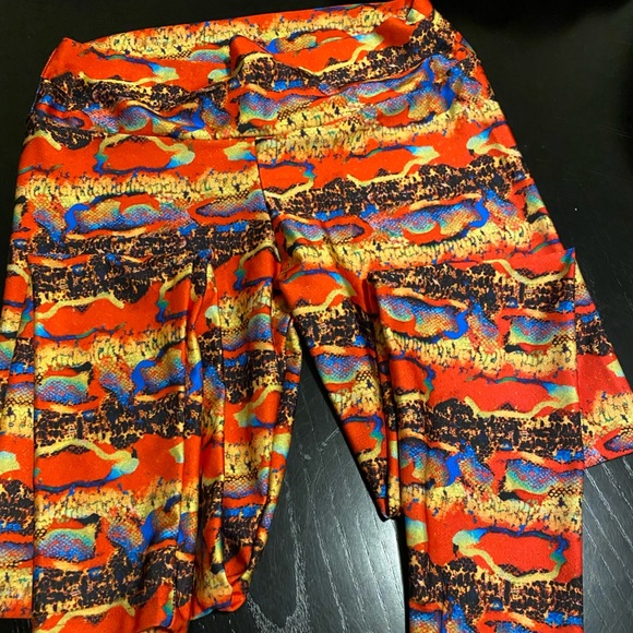 Yoga leggings red snake - Picture 1 of 2